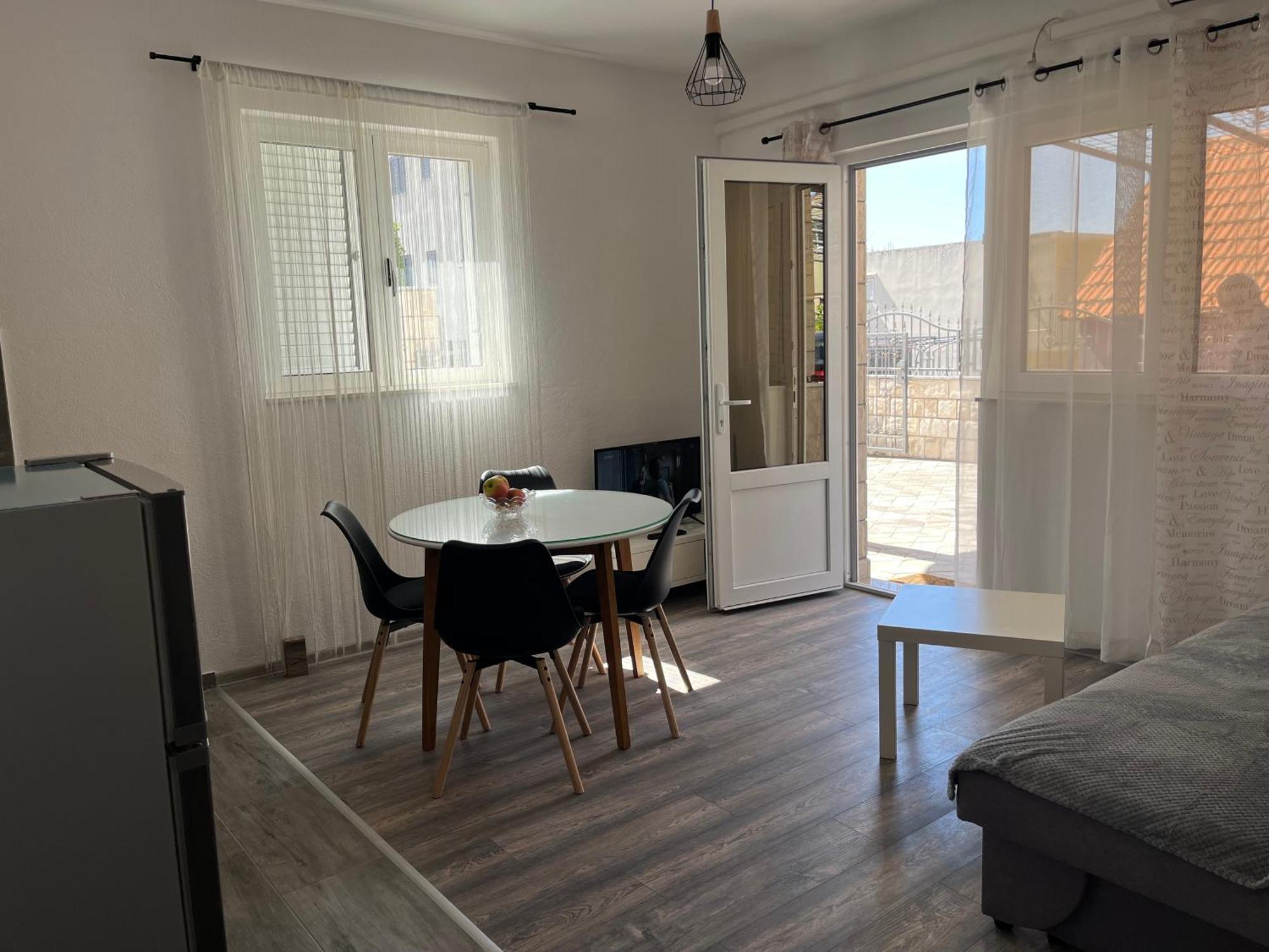 Apartment Makarska M&I, Free Private Parking Exterior foto
