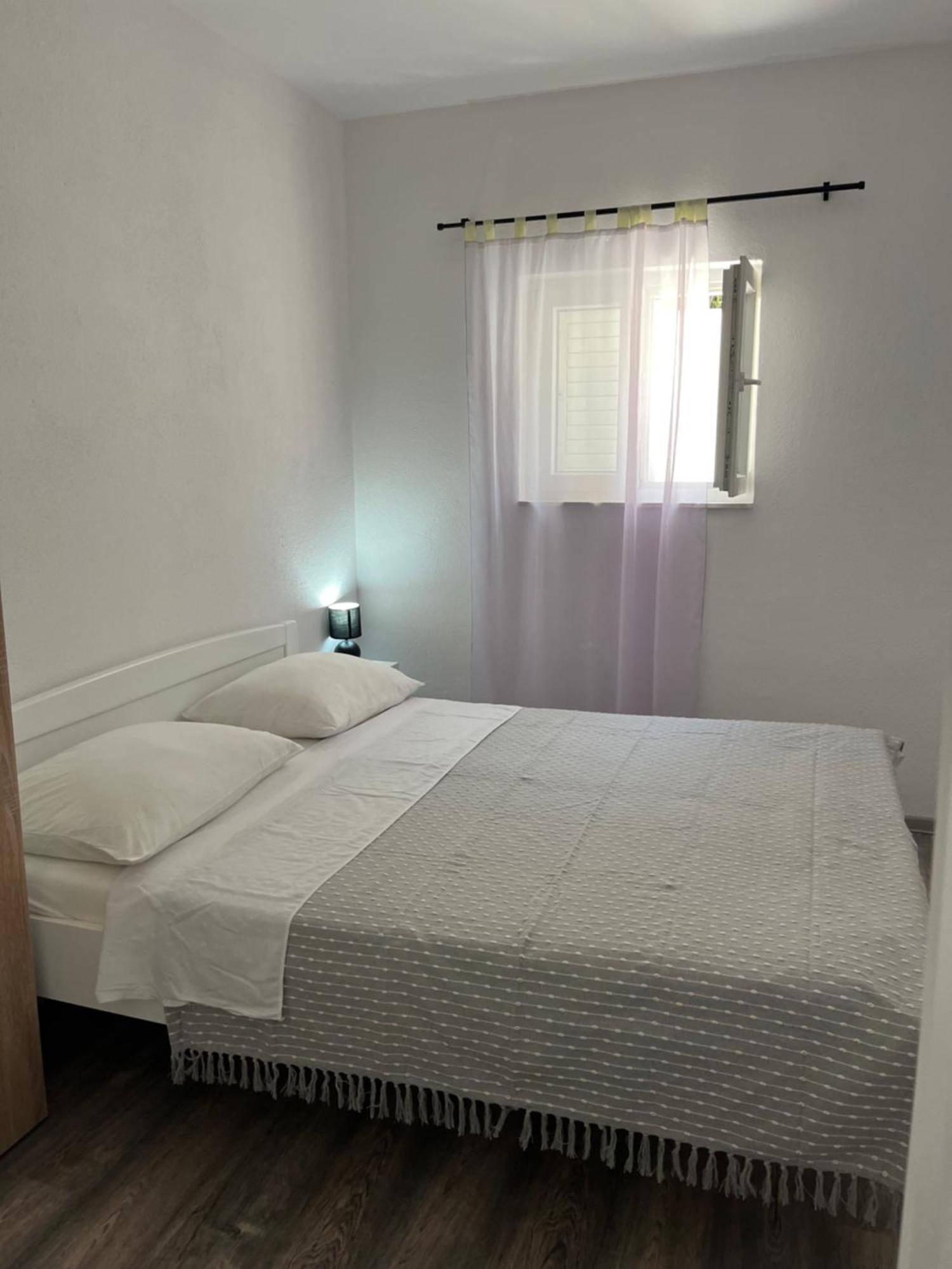 Apartment Makarska M&I, Free Private Parking Exterior foto