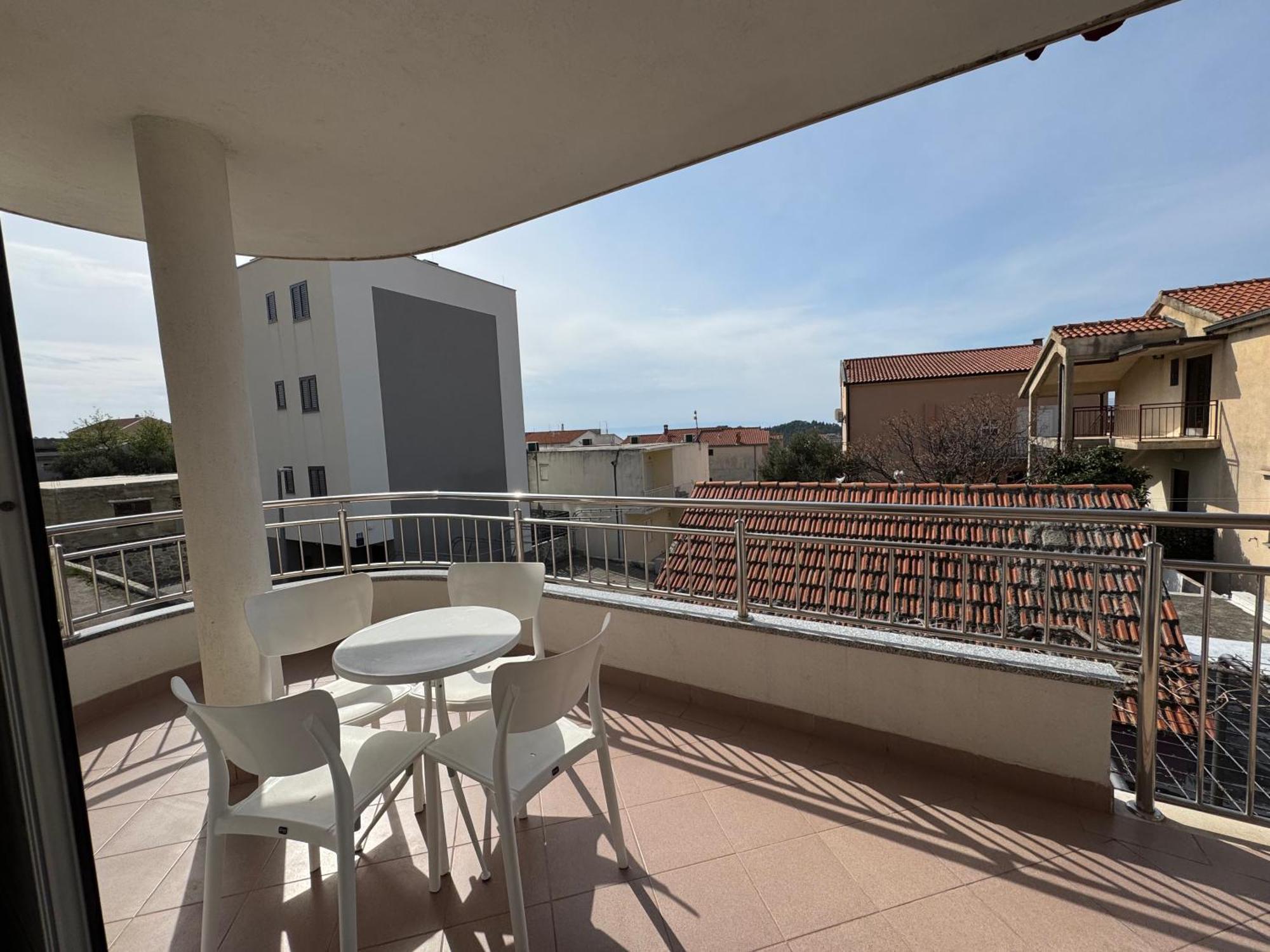 Apartment Makarska M&I, Free Private Parking Exterior foto